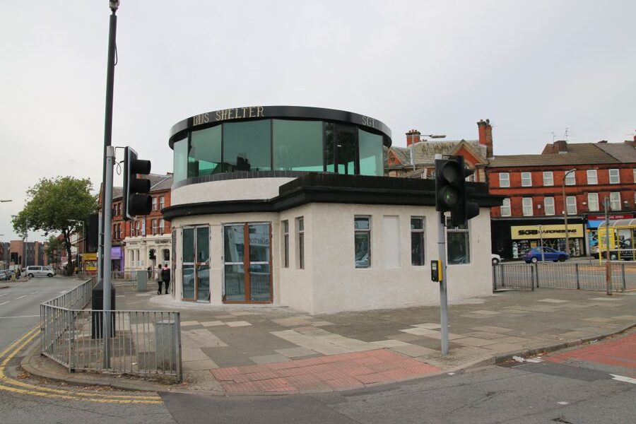 Liverpool: Private Beatles Tour - Royal Albert Dock finale and the newer Beatles statues