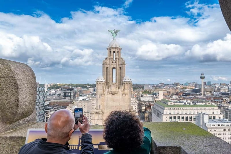 Liverpool: Royal Liver Building 360° Tower Tour - Entering the Visitors Centre on Water Street, then meeting your guide