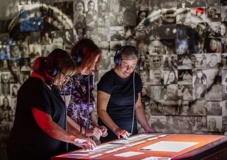 Liverpool: Strawberry Field Entry Ticket - Gift shop and souvenirs: memorabilia with personality