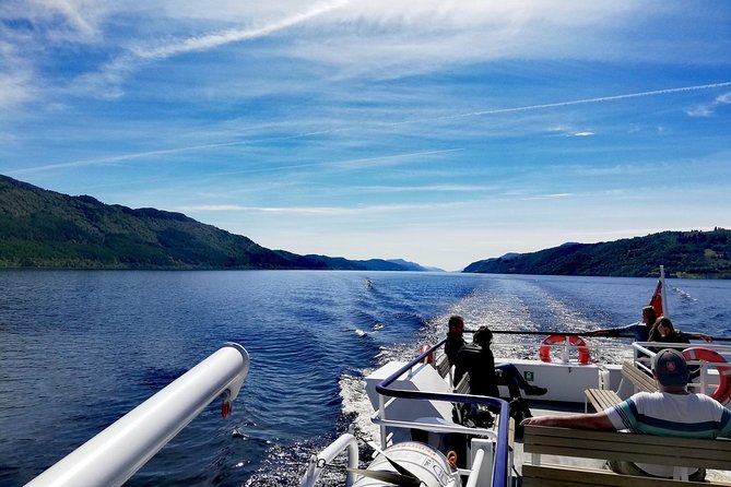Loch Ness 1-Hour Cruise with Urquhart Castle Views - Clansman Harbour and the catamaran routine: simple, fast, and scenic