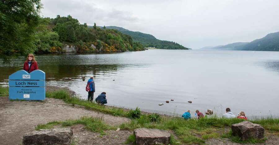 Loch Ness and the Highlands 1-Day Tour from Aberdeen - Loch Ness Cruise and Urquhart Castle Views: The Best Storytime at Water Level