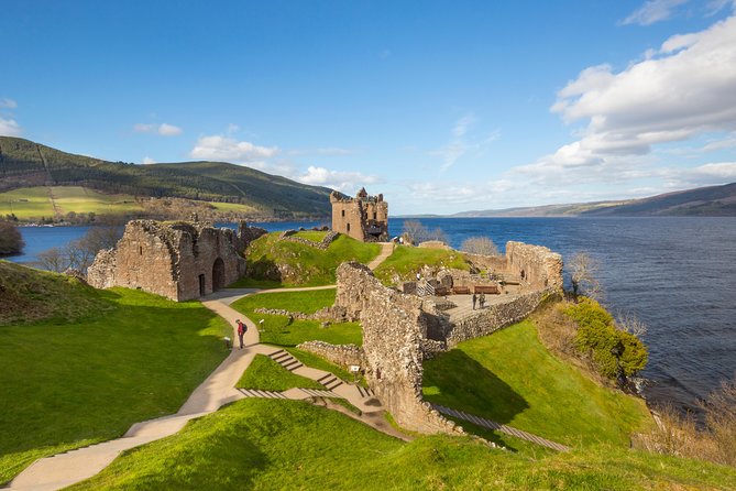 Loch Ness Cruise, Outlander & Urquhart Castle Tour from Inverness - The Urquhart Castle Ruins and the Loch Ness Cruise (plus what to expect)