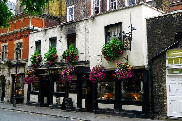 London: 2-Hour Historic Pub Tour - Where the tour starts at Chancery Lane Underground