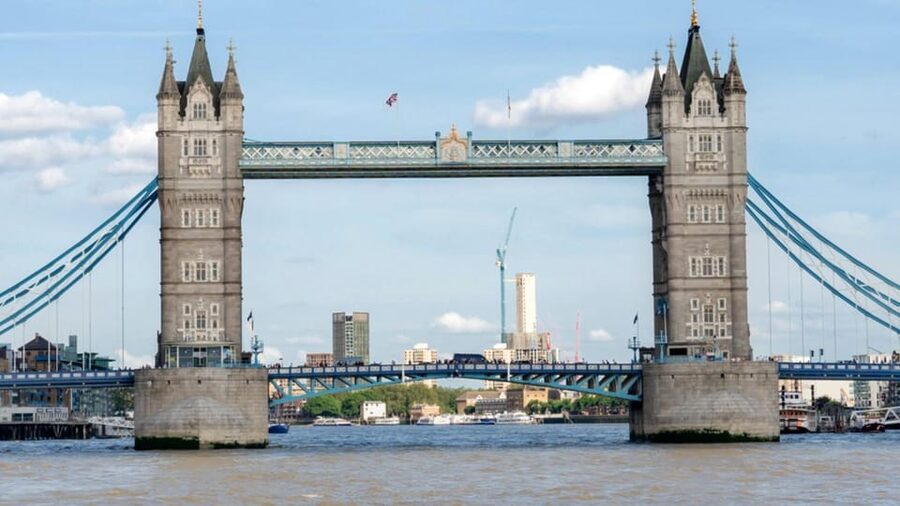 London: 24-Hour Hop-On Hop-Off Bus Pass - 24 Hours on Two Routes: How to Plan Your Day