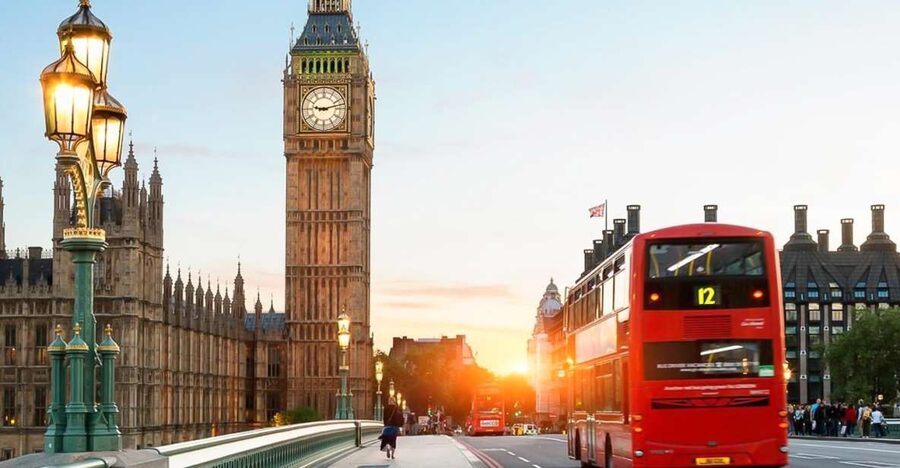 London: 30 London Sights Guided Walking Tour - Walking Pace, Breaks, and Tube Timing