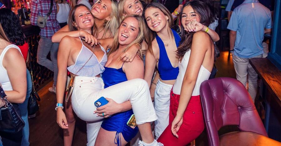 London: 4 Soho Nightclubs Crawl - Key things you’ll notice right away