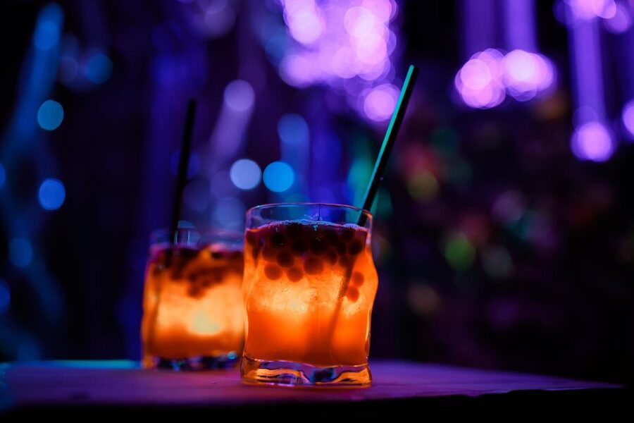 London: Avora New World Cocktail Experience with 3 Cocktails - The Space Jumpsuit: Great Photos, Plus Fit Tips