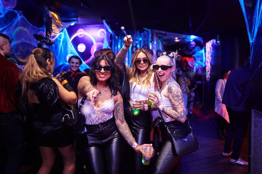 London: Bar and Club Crawl to 5 Central London Venues - Key things that make this crawl worth your time