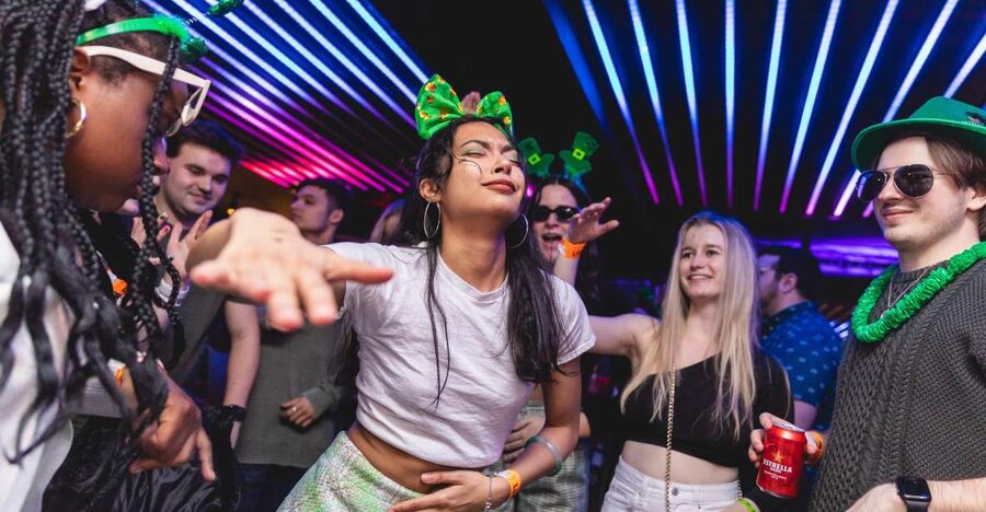 London: Bar and Club Crawl to 5 Central London Venues - The smart-casual dress code is real, not optional