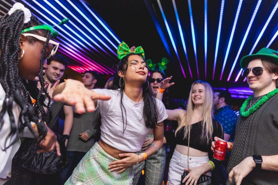 London: Bar and Club Crawl to 5 Central London Venues - Where you meet and how the night is guided