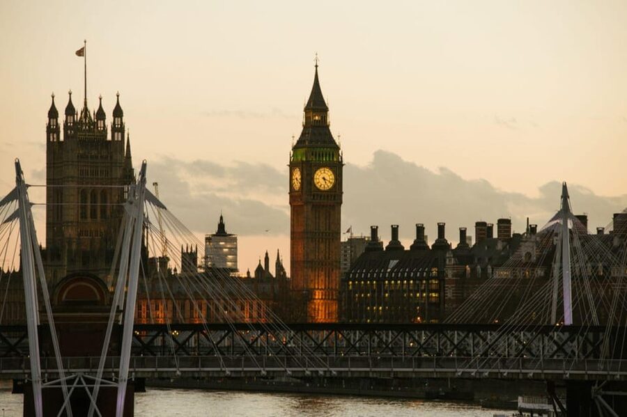 London: Big Bus Panoramic Evening Tour by Open-Top Bus - Free Wi-Fi: A Small Perk With Big Practical Value