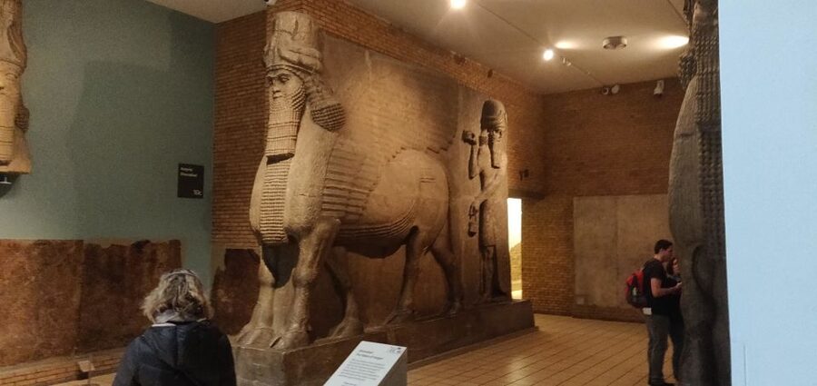 London: British Museum Archaeology Course and Guided Tour - Russell Square meet-up, quick walk, and an easy start at the British Museum