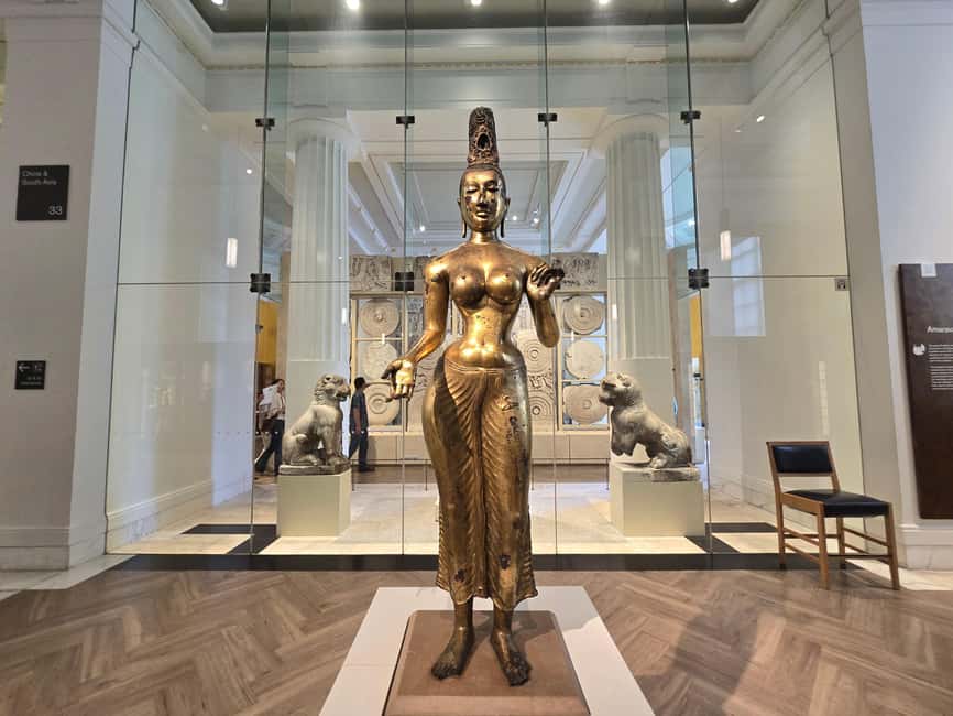 London: British Museum Guided Tour with Priority Entrance - Languages and question time: getting more than a checklist