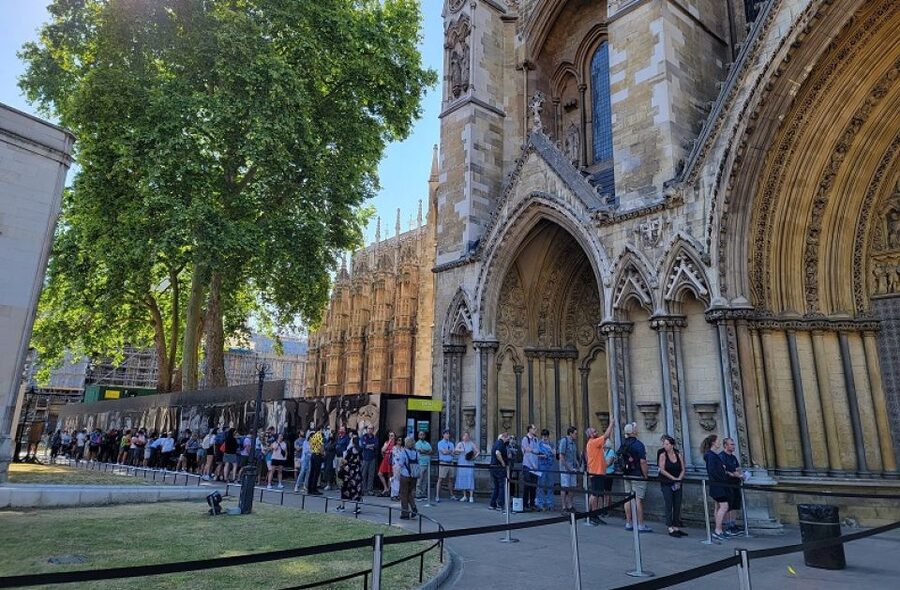 London: Buckingham, Big Ben & Westminster Abbey Tour - Who This Tour Suits Best, and Who Should Pass