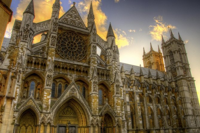 London: Buckingham Palace & Big Ben (& Westminster Abbey entry) - Trafalgar Square: the quick stop that anchors your west-to-east orientation