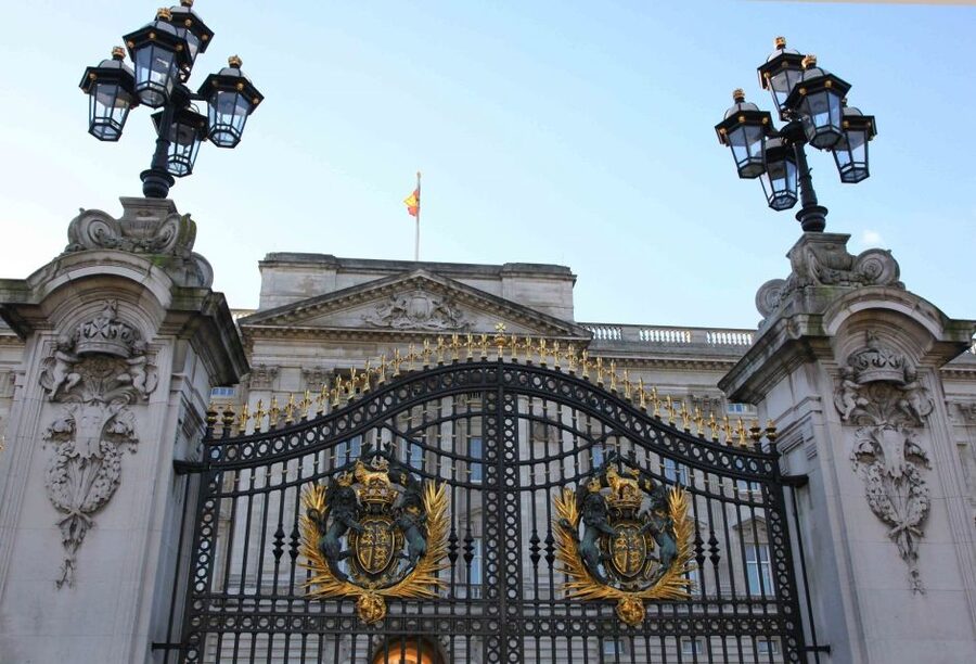 London: Buckingham Palace Entry Ticket & Royal Walking Tour - St James’s Palace photo stop, and the clever value of a short break