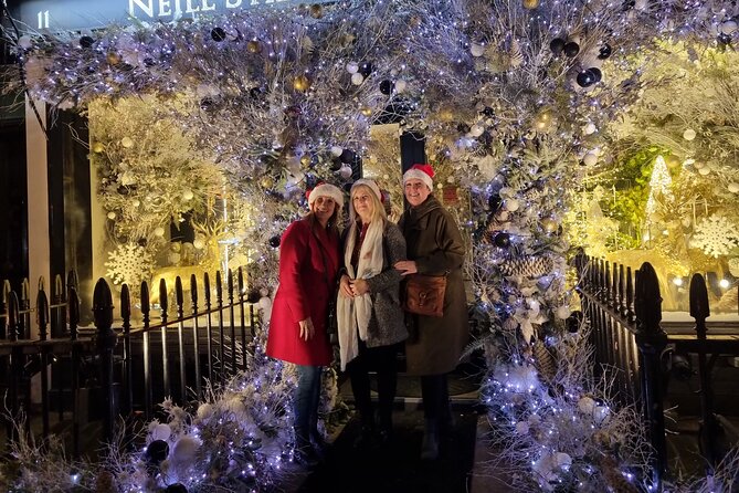 London by Night Taxi Tour - London Eye and Tower Bridge: Thames glow and easy photo wins