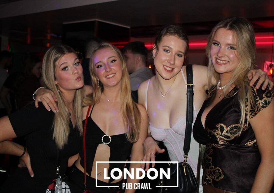 London: Central London Pub Crawl with Drink Deals - Queue Jump and Express Security: fewer lines, more bar time