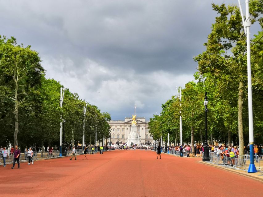 London: Changing of the Guard Walking Tour - Price and Value: When $26 Feels Like a Smart Buy