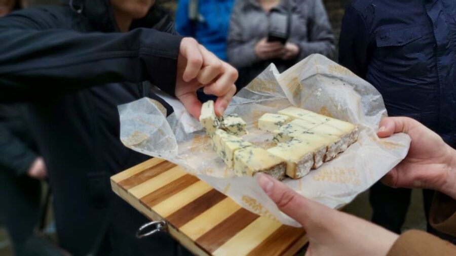 London: Cheese Walking Tour with Tastings - Fortnum & Mason, where Stilton turns into a seasonal event