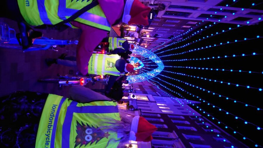 London Christmas Lights Bike Tour - Southbank Christmas Markets and Thames Glow