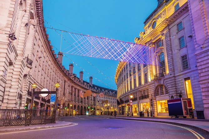 London Christmas Lights Bike Tour with Local Guide - Safety and comfort on London roads, bike lanes, and crowds