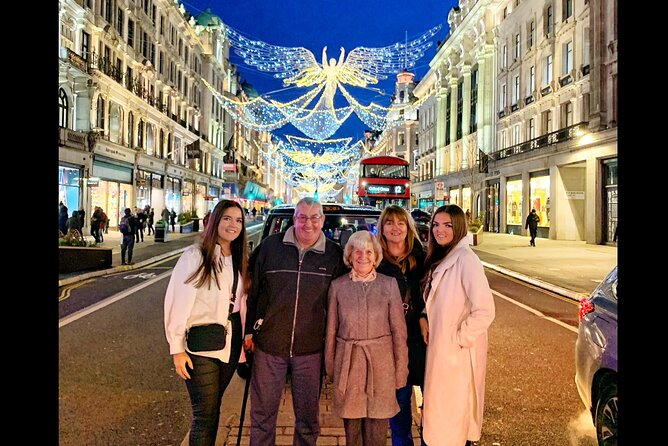 London Christmas Lights Guided Tour by Cab - Mayfair, where the party streets turn into light show windows