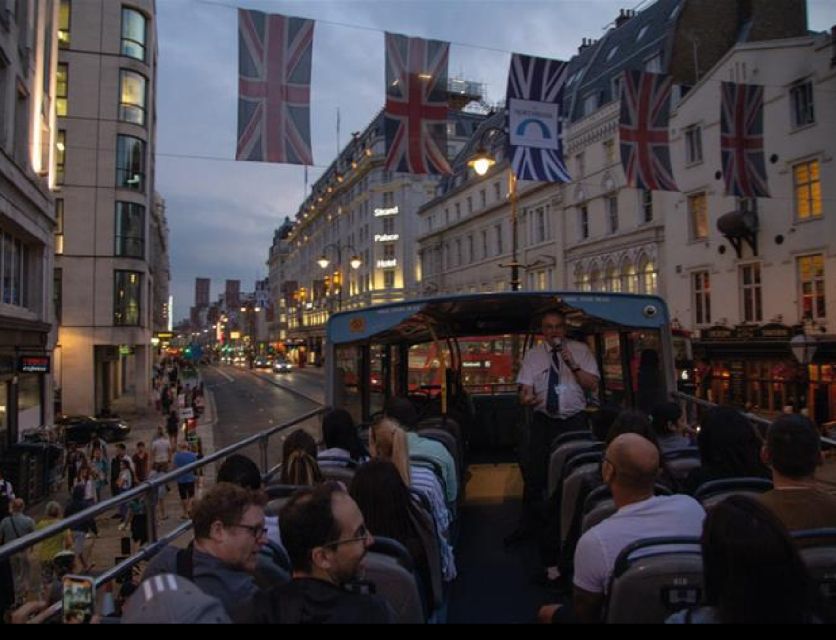 London: Christmas Lights Nighttime Bus Tour with Live Guide - Timing: 1.5 hours, but winter traffic can stretch it