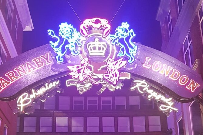 London Christmas Lights Private Tour by Traditional Black Cab - Your driver-guide: stories, routing, and making the small moments work
