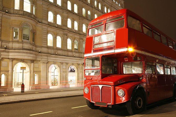 London Christmas Lights Tour by Vintage Double-Decker Bus - What the tour feels like in real time, timing, crowds, and photos