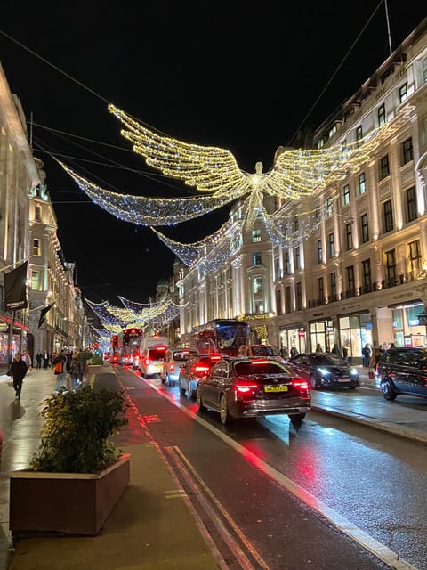 London: Christmas Lights Tour by Vintage Double-Decker Bus - Price and value: is $43 worth a 90-minute lights loop?