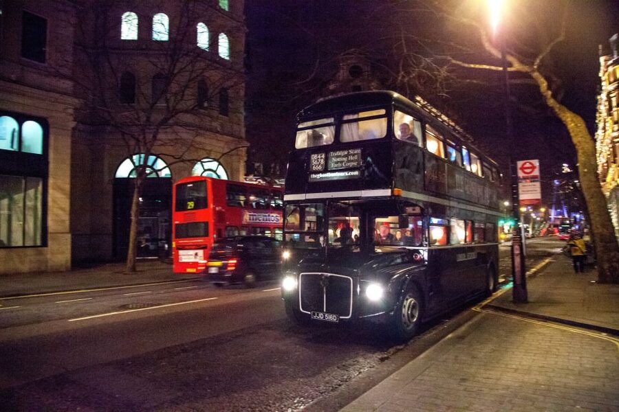 London: Comedy Horror Ghost Tour on a Bus - Who should book this Ghost Bus Tour, and who should skip it