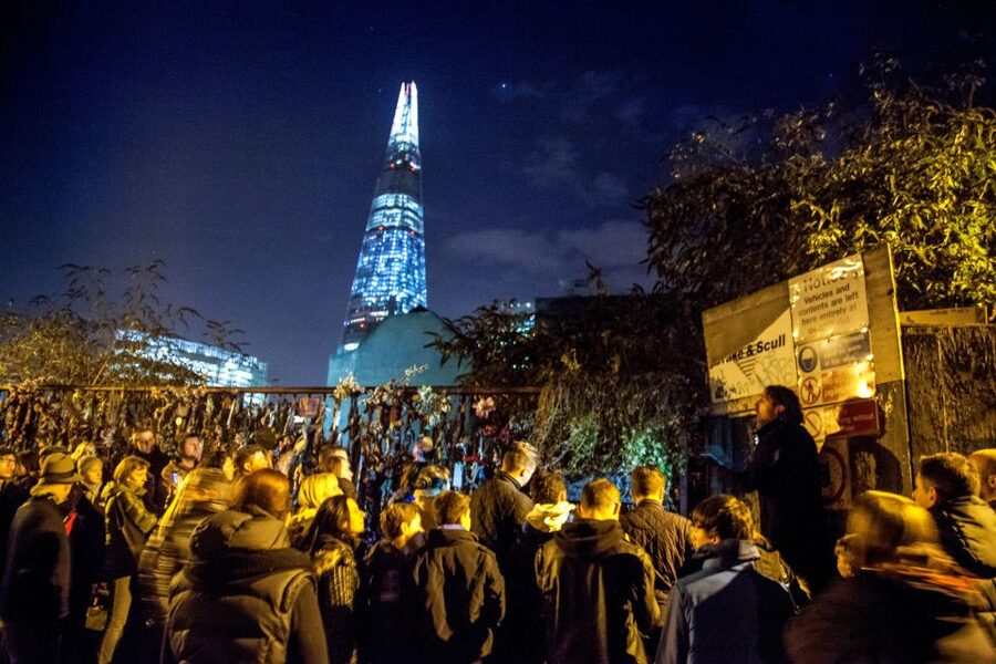 London: Comedy Horror Ghost Tour on a Bus - Price and value: is $37 worth it for a one-hour show?