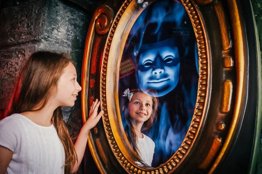 London: DreamWorks Shrek's Adventure Tour - Cinderella, Shrek’s swamp, and the chaos factor that keeps it moving