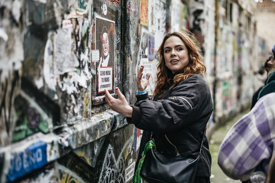 London: East End Street Art Tour and Spray Painting Workshop - Should You Book This East End Street Art Tour and Spray Workshop?