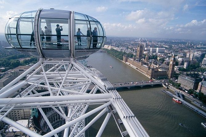 London Eye - Champagne Experience Ticket - Inside the glass pod: what the 30 minutes really feels like