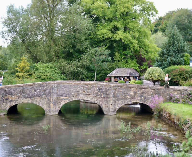 London: Full Day Cotswolds Tour with Shakespeare's Stratford - Chipping Campden: wool-town charm and a proper place to wander