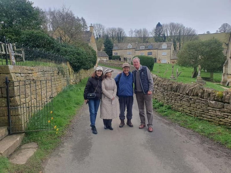 London: Full Day Cotswolds Tour with Shakespeare's Stratford - Broadway Tower: panoramas, a quick guided moment, then views for yourself