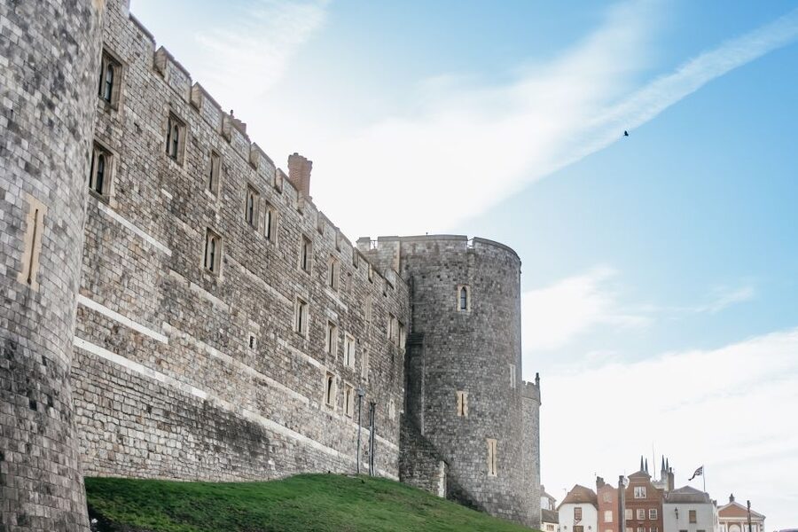 London: Full-Day Windsor, Stonehenge, and Oxford Tour - What $120 Includes, and the Costs You Should Budget for