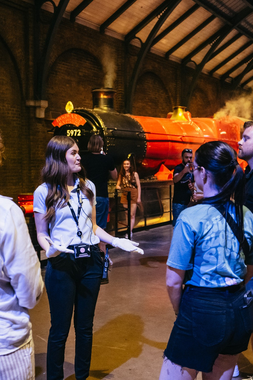 London: Fully-Guided Making of Harry Potter Tour - Diagon Alley to the Ministry: Sets You Walk Through, Not Just See
