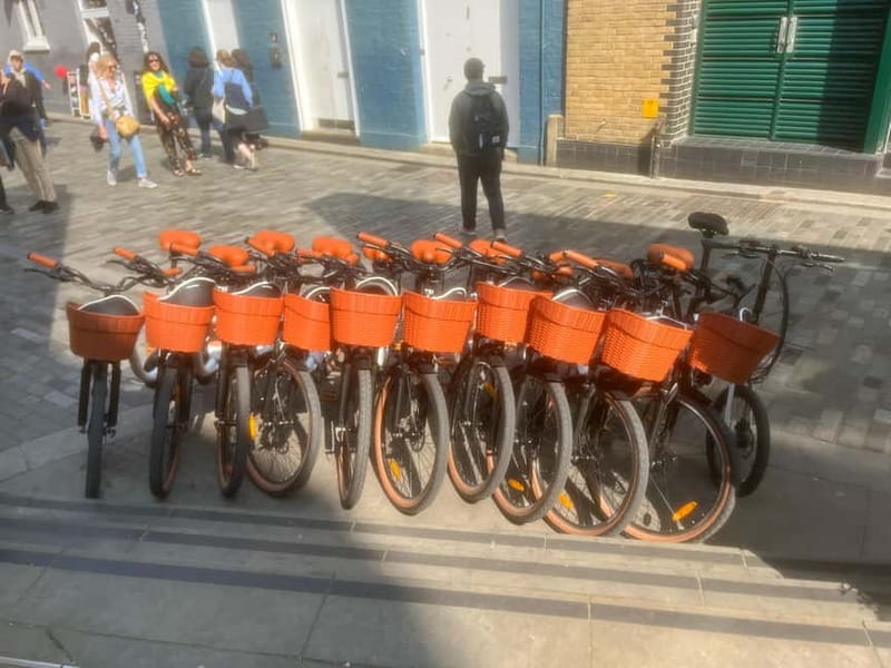 London: Guided E-bike Tour - Crossing Westminster Bridge and Finding the Thames Views