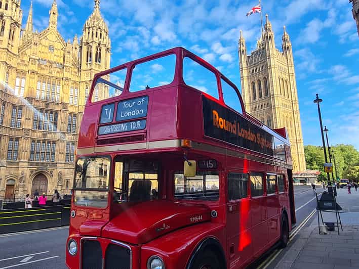 London: Guided Sightseeing Tour on a Vintage Open-Top Bus - Who this vintage bus tour suits best