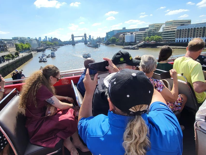 London: Guided Sightseeing Tour on a Vintage Open-Top Bus - Comfort and weather: the small details that make or break the ride