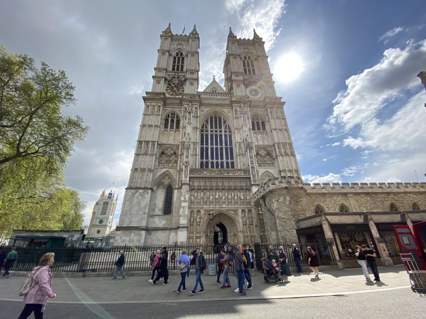 London: Guided Westminster Abbey Tour and Refreshments - Should You Book the Westminster Abbey Tour With Refreshments?