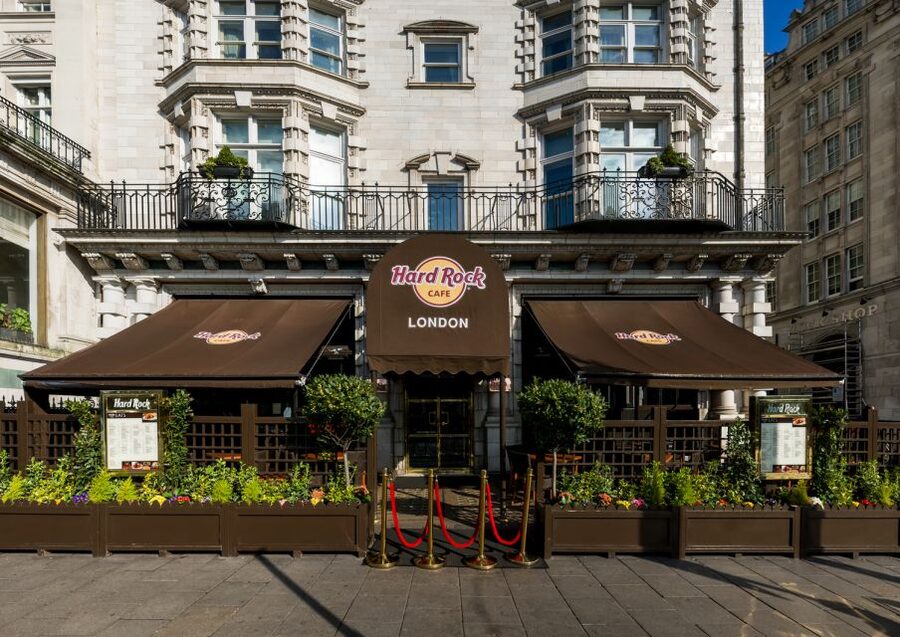 London: Hard Rock Cafe with Set Menu for Lunch or Dinner - Service and Speed: The Human Part That Makes Hard Rock Work