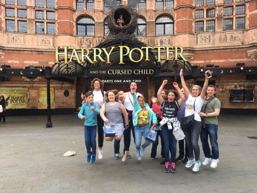 London: Harry Potter Movies Walking Tour (Kids Go Free) - House of Spells shop stop: shopping time with Potter flavor