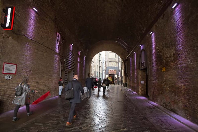 London: Harry Potter Small Group Walking Tour - Ministry of Magic Scenes and the Fun of Spotting the Set