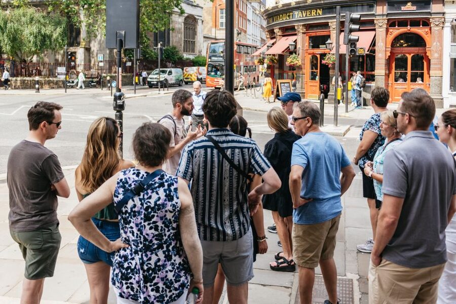 London: Historic Pubs of Central London Walking Tour - Four historic pub stops, including taverns tied to 1549