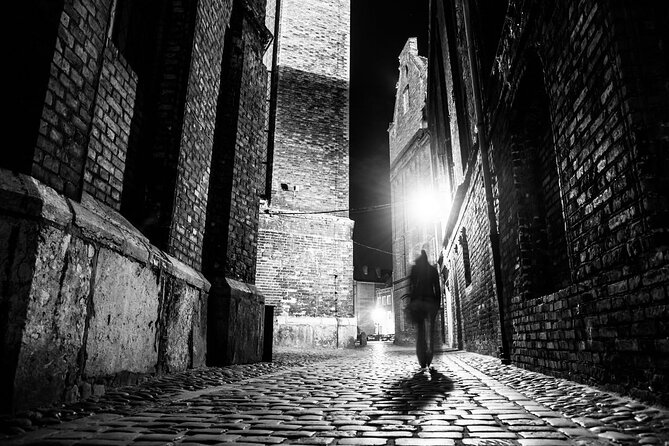 London Jack The Ripper Small-Group Walking Tour - Ten Bells Pub: why this stop sticks in your memory