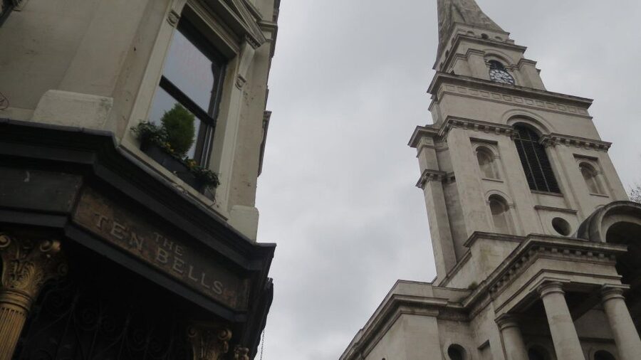 London: Jack the Ripper tour in Spanish (RLA Winner) - Price and Value: Why $21 for 2 Hours Can Make Sense